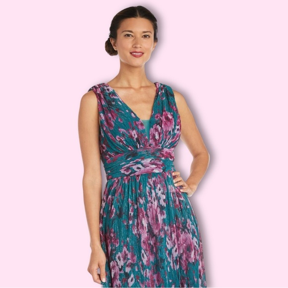 16W Nightway Plus-Size Floral V-Neck Maxi Gown, Formal Dress, NWOT - Picture 1 of 6